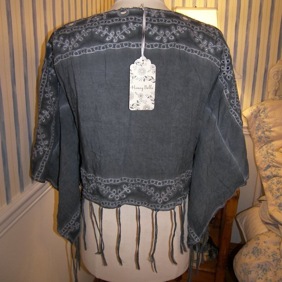Honey Belle Fringe Eyelet Top NWT Steel Grey Small - Picture 11 of 16